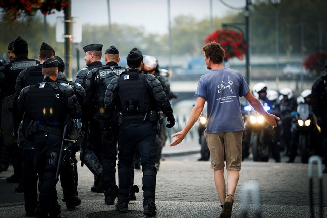 Detenidas 68 personas en protestas contra la cumbre del G-7