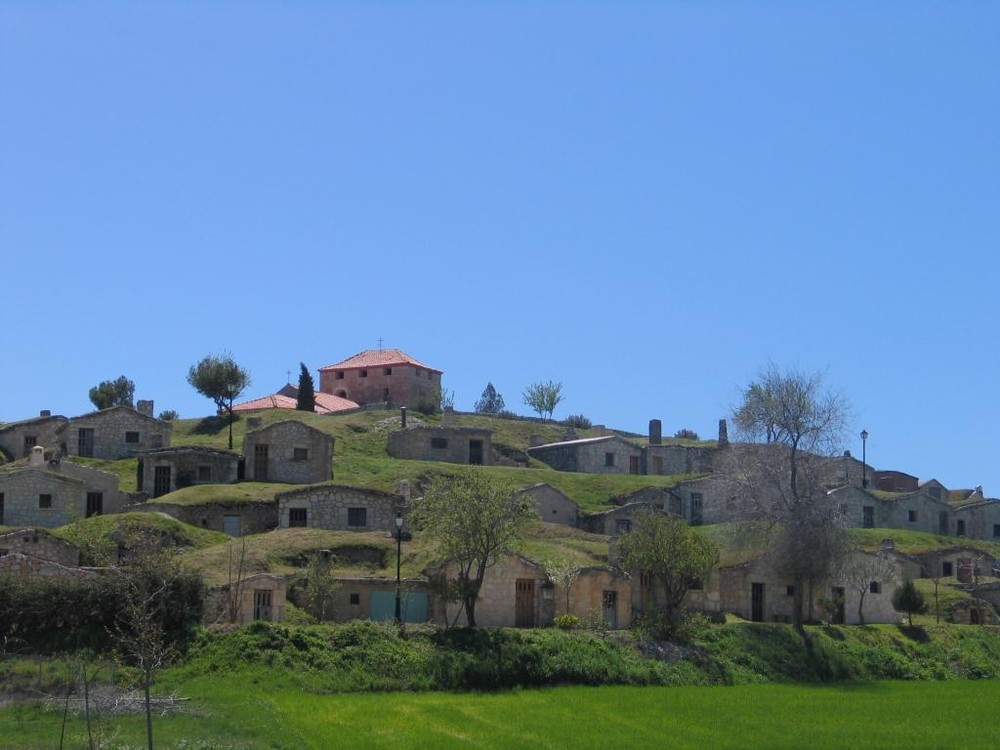 Bodegas subterráneas y lagares tradicionales de Moradillo de Roa.