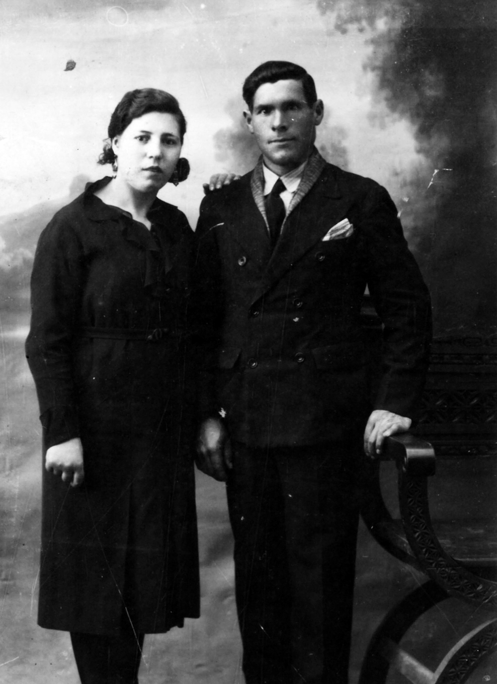 Luz y Salvador, los abuelos de Marián Álvarez, en la foto de pareja del día de su boda.