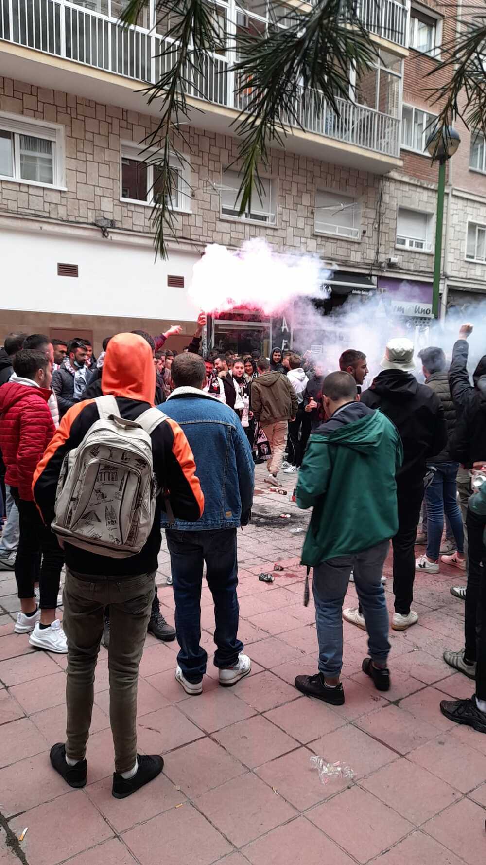 El derbi ya se siente en la calle