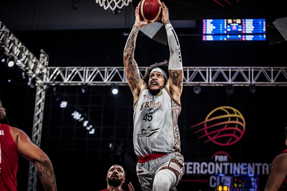 San Pablo Burgos-Flamengo, final de la Copa Intercontinental.  / HENDRIK OSULA (FIBA)