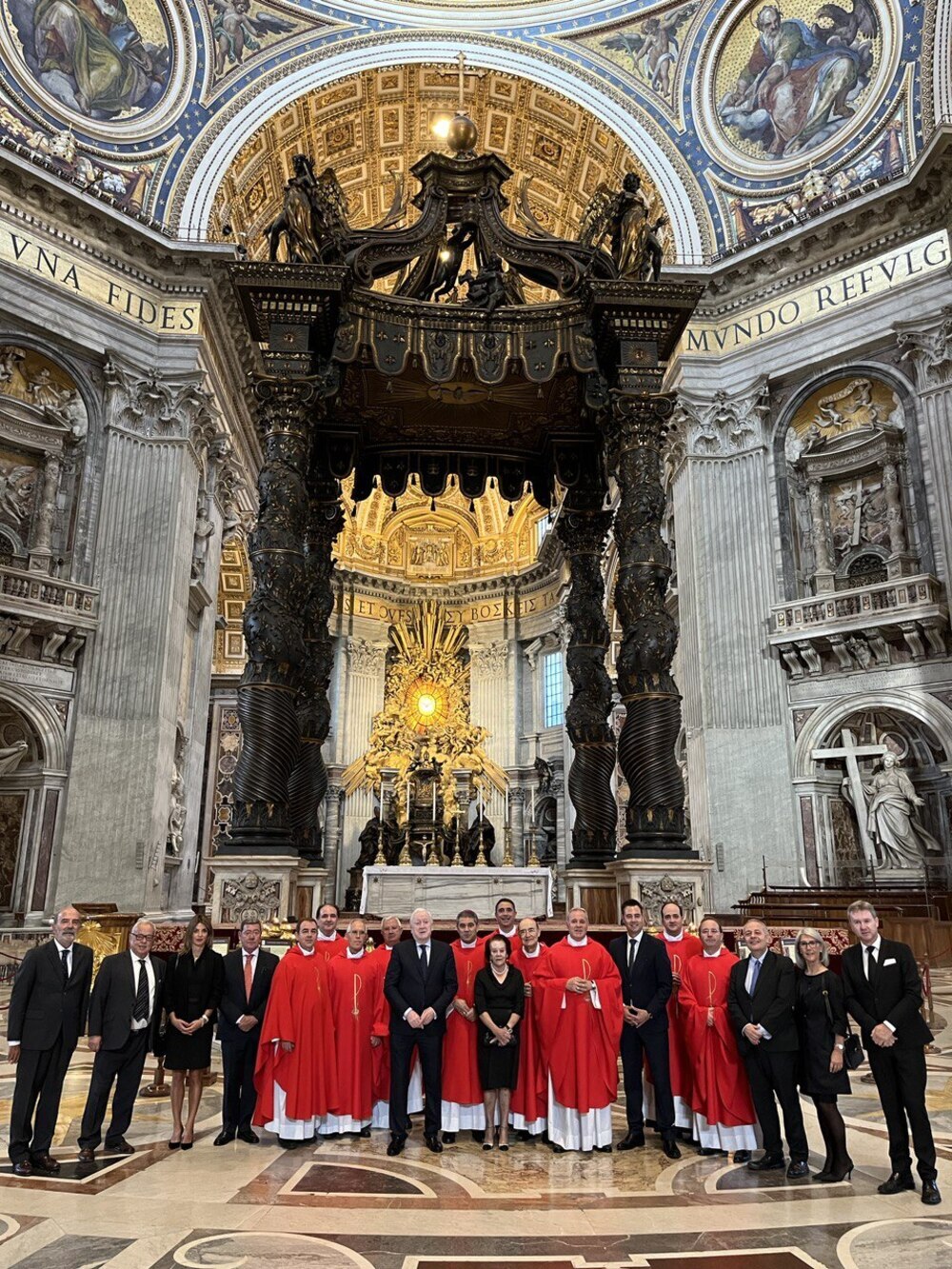 El papa recibe a la delegación de la Fundación VIII Centenario