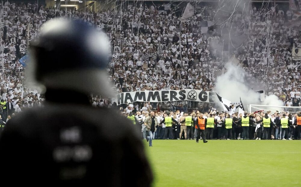 Europa League - Semi Final - Second Leg - Eintracht Frankfurt v West Ham United  / PETER CZIBORRA