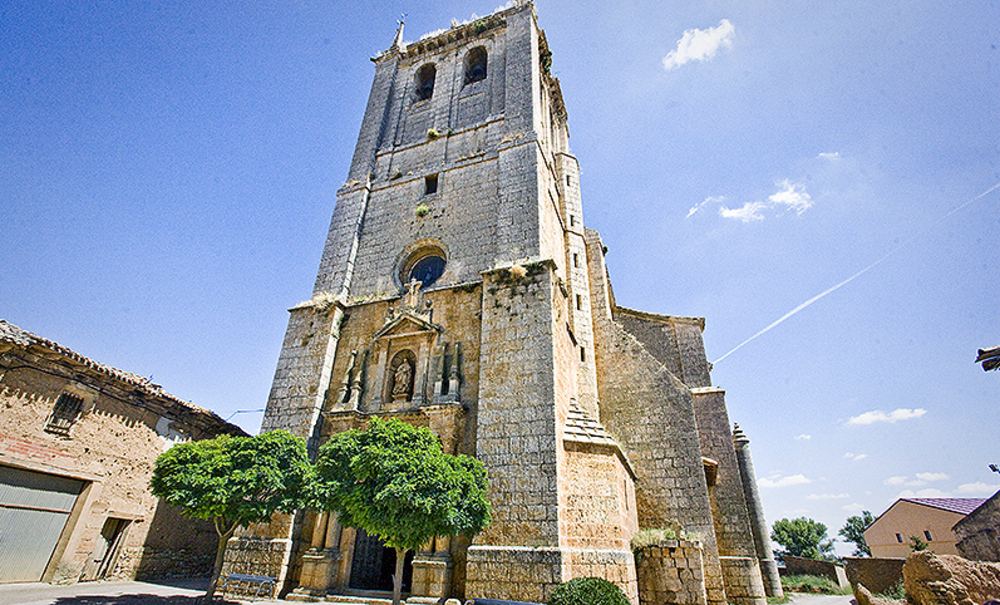 La altura del templo encarece el presupuesto de la reparación. 