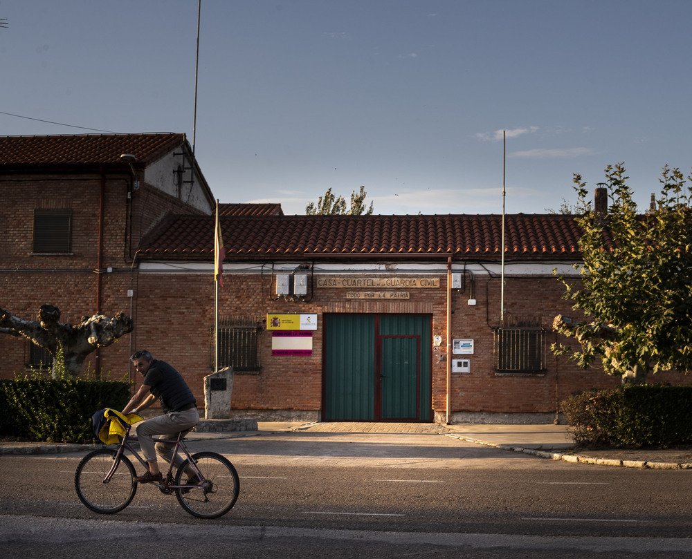 El cuartel de la Guardia Civil de Villadiego lleva unos días cerrado.