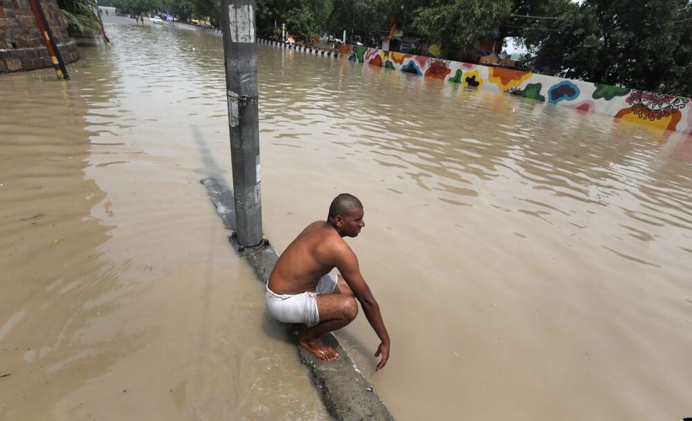 Yamuna river flows above danger mark in Delhi  / RAJAT GUPTA