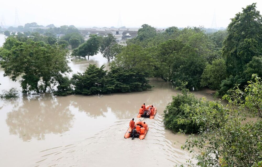 Delhi on high alert as Yamuna river crosses danger mark  / HARISH TYAGI