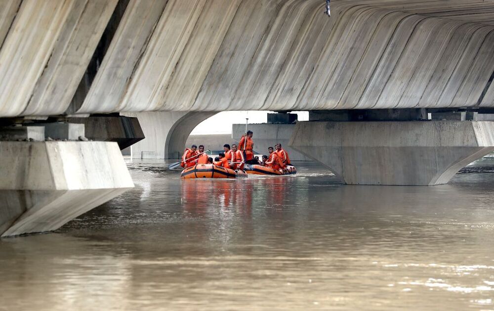 Delhi on high alert as Yamuna river crosses danger mark  / HARISH TYAGI