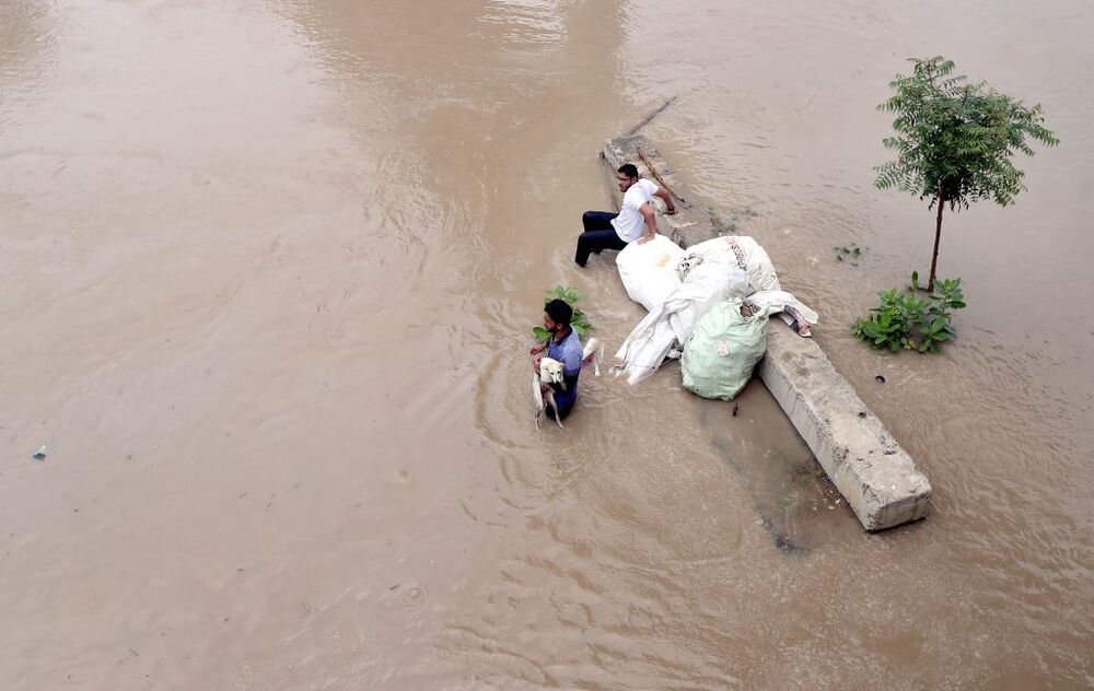 Delhi on high alert as Yamuna river crosses danger mark  / HARISH TYAGI