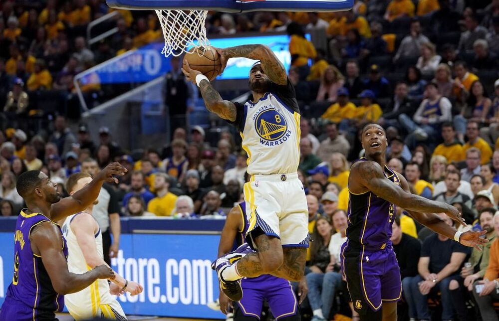 NBA Playoffs - Los Angeles Lakers at Golden State Warriors  / JOHN G. MABANGLO