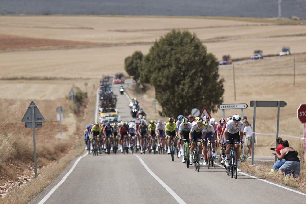 Lerma ha acogido este miércoles la salida de la etapa 11 de La Vuelta.  / MANUEL BRUQUE / EFE