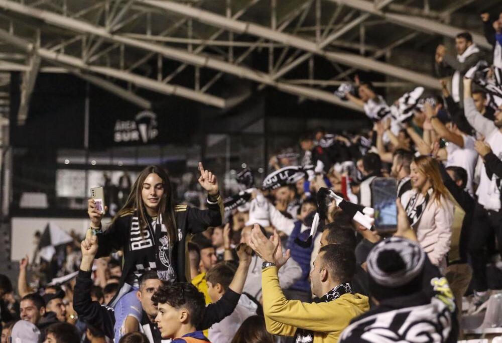 Agotadas Las Entradas De Grada Visitante Para El Burgos CF-Andorra Del ...