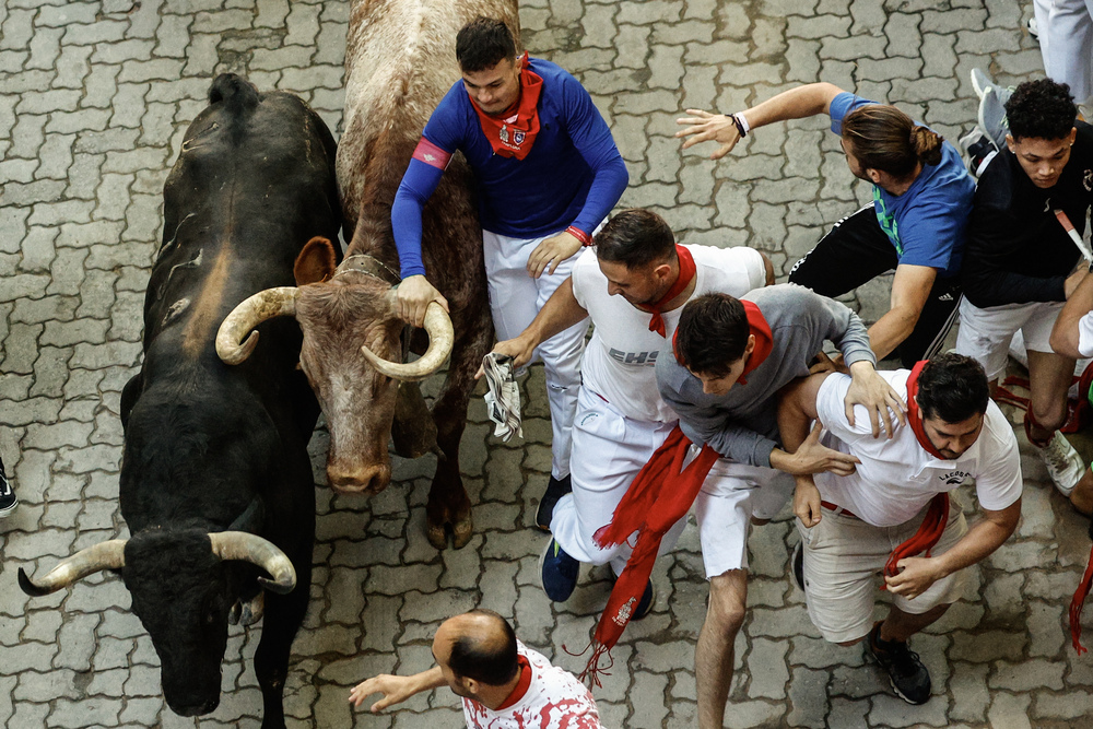 Cuarto encierro de los sanfermines 2023  / EFE