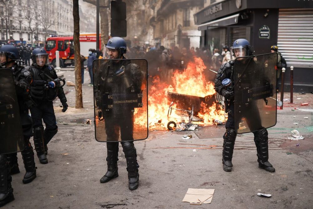 Demonstrations against pension reform in France  / YOAN VALAT