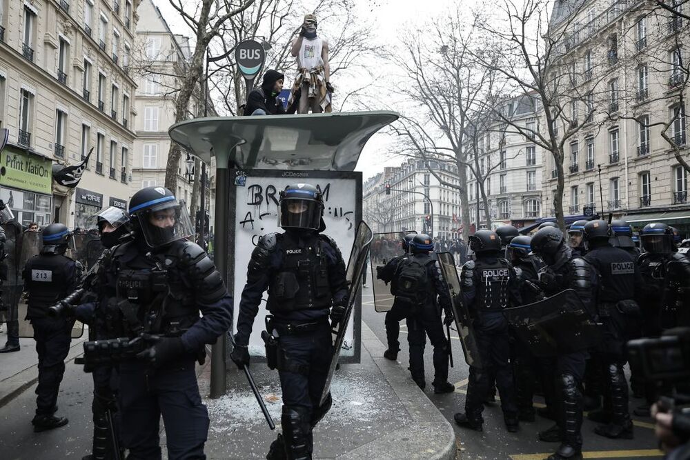 Demonstrations against pension reform in France  / CHRISTOPHE PETIT TESSON