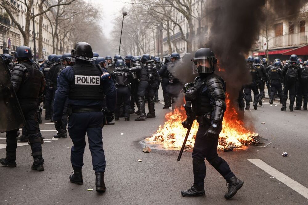 Demonstrations against pension reform in France  / YOAN VALAT