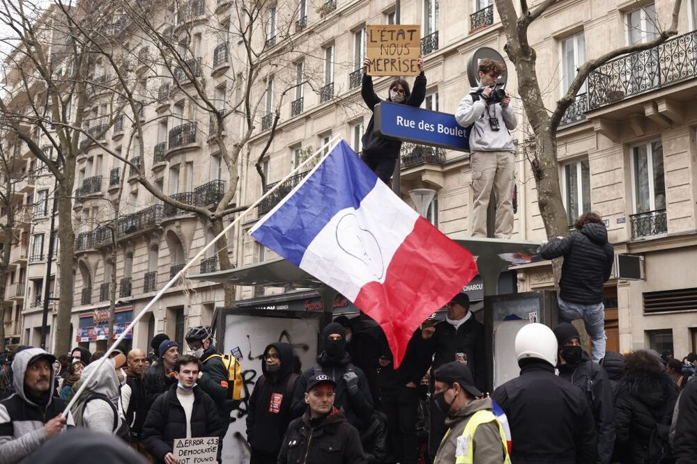 Demonstrations against pension reform in France  / YOAN VALAT