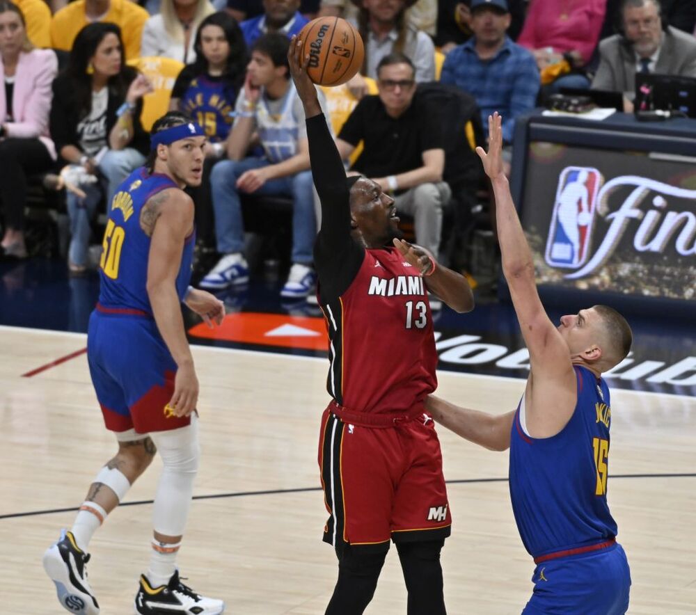 NBA Finals Game 1 - Miami Heat at Denver Nuggets  / BOB PEARSON