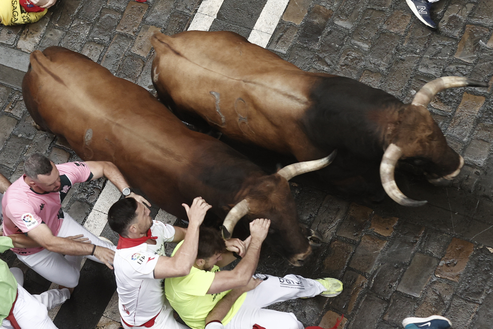 Primer encierro de los sanfermines 2023  / JESÚS DIGES