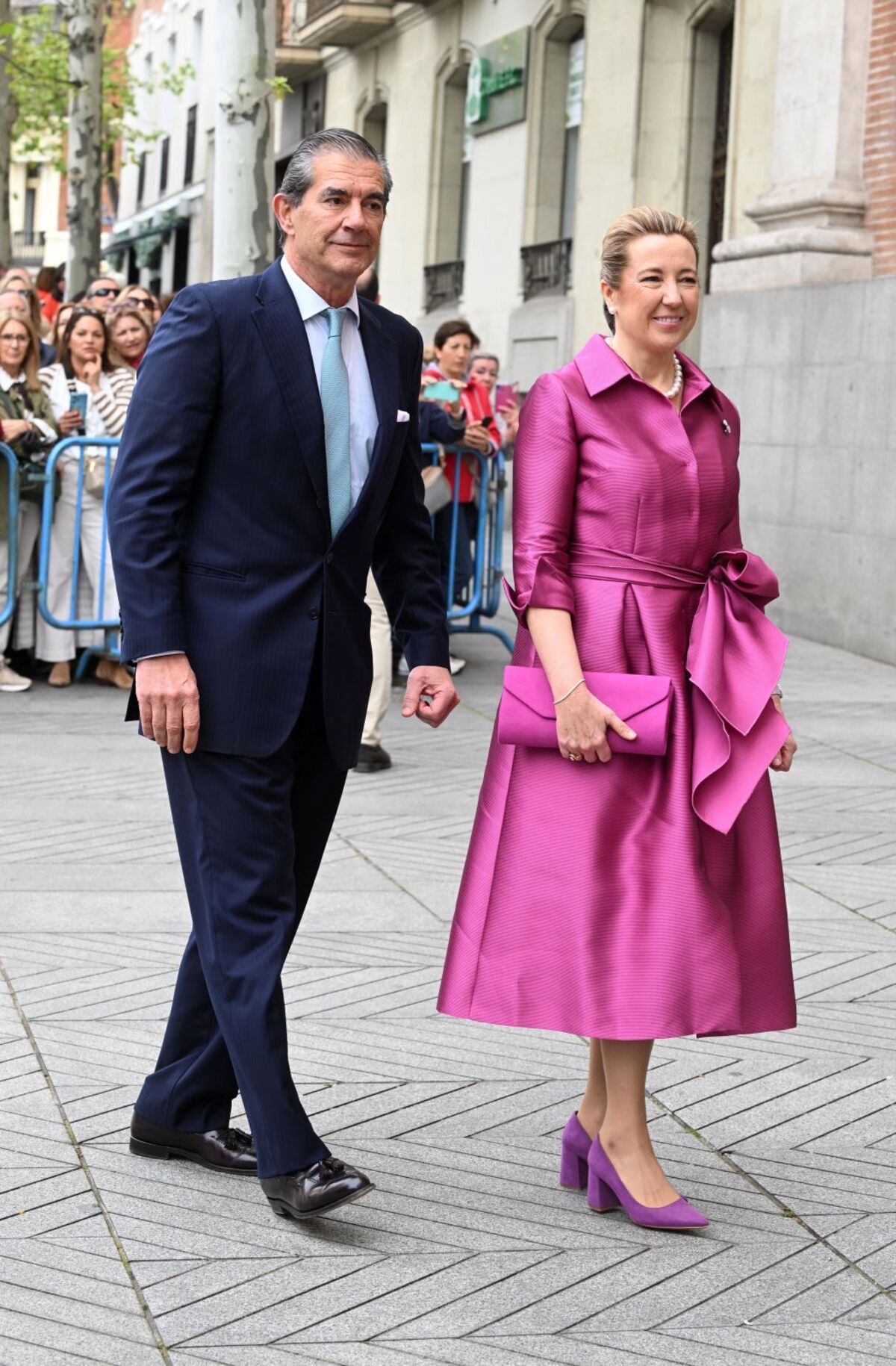 José Luis Martínez-Almeida, alcalde de Madrid, y Teresa Urquijo se dan el ‘Sí, quiero’ ante 500 invitados
  / JOSÉ OLIVA