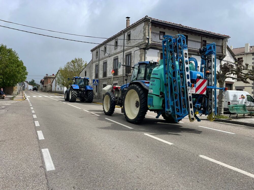 El campo vuelve a protestar en Merindades y causa retenciones