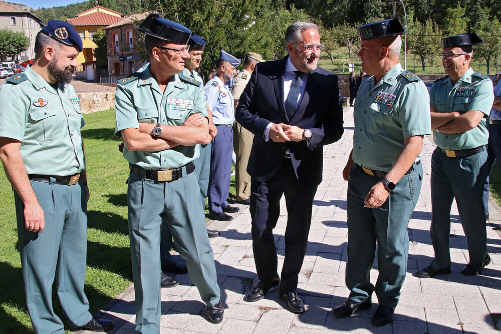 Homenaje a los fallecidos en el décimo aniversario del accidente helicóptero de la Guardia Civil en La Polinosa.