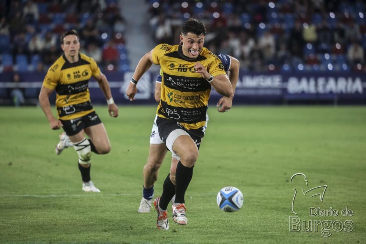 El Aparejadores hace historia y se proclama campeón de la Copa del Rey de rugby al imponerse al VRAC (19-20).  / LUIS LÓPEZ ARAICO