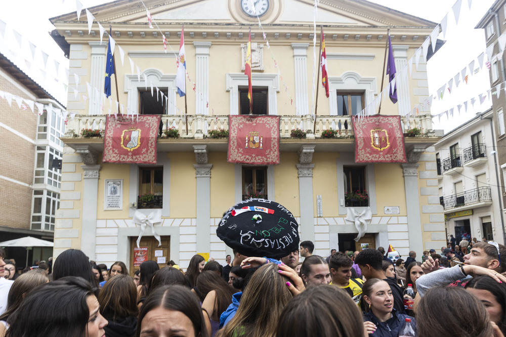 El Ayuntamiento ha sido el epicentro del inicio de las fiestas.