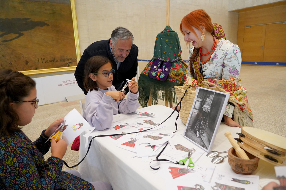 Las Cortes se acercan al ciudadano de la mano de la artesanía