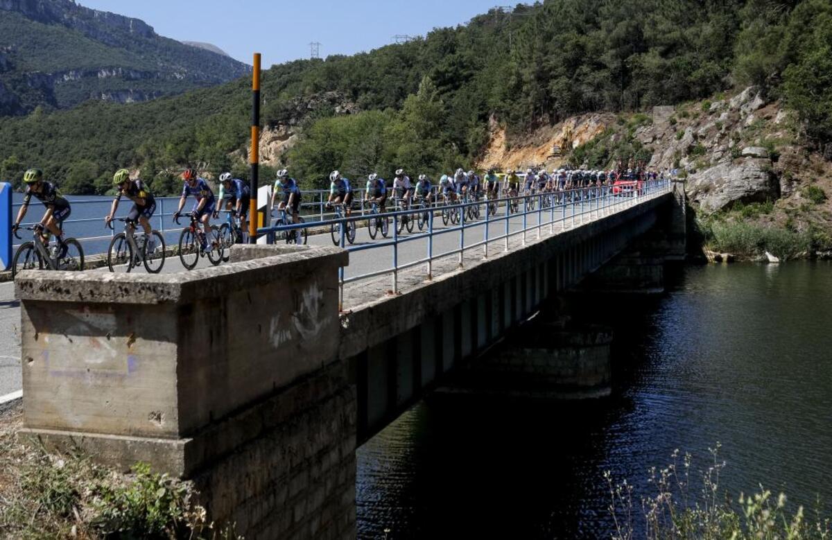 El río Ebro, protagonista también en la última etapa de la Vuelta.   / VALDIVIELSO