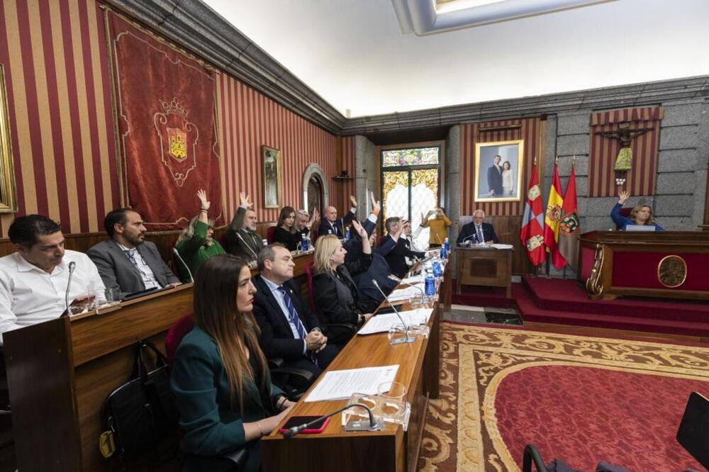 La alcadesa de Burgos, Cristina Ayala, se somete este jueves a una cuestión de confianza en el pleno del Ayuntamiento.