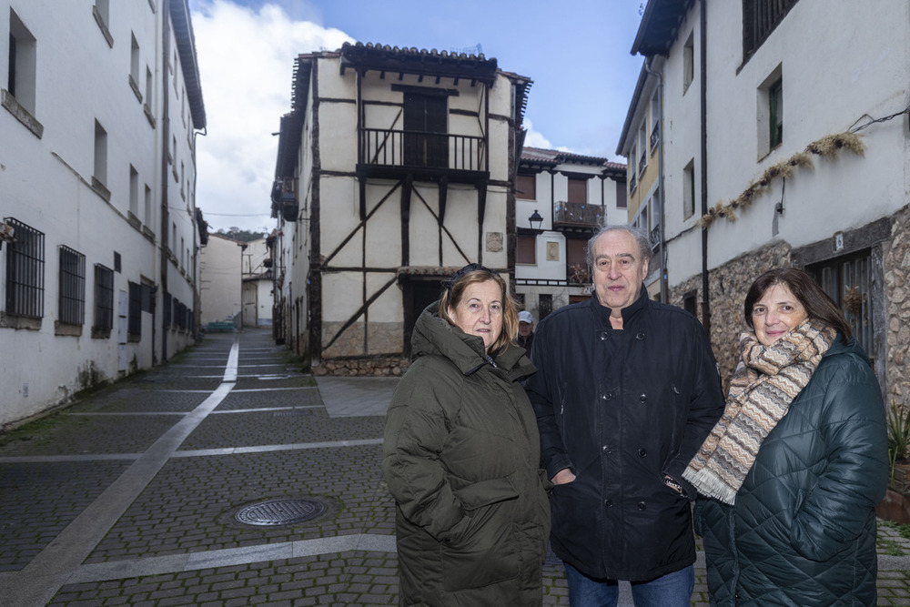 Merche Aldabe, Galo Rodrigo y Raquel González han cerrado sus respectivos negocios este año.