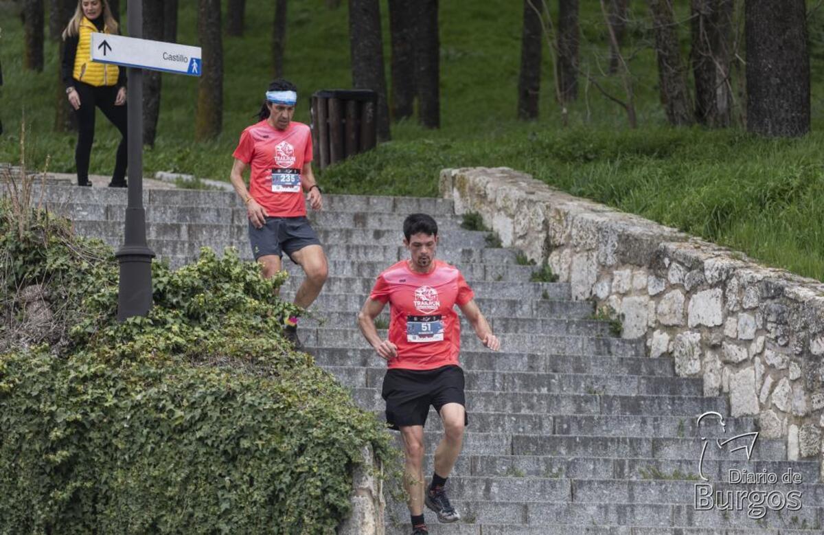 El III Trail Run Haciendo Sed sumó un nuevo éxito deportivo y organizativo con su apuesta  por acercarse al corazón de la ciudad. Más de 900 participantes dieron brillo a esta actividad.  / PATRICIA