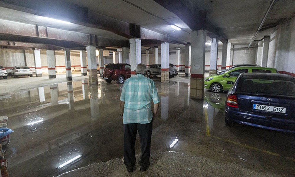 Garaje inundado en el número 37 de la calle Madrid.