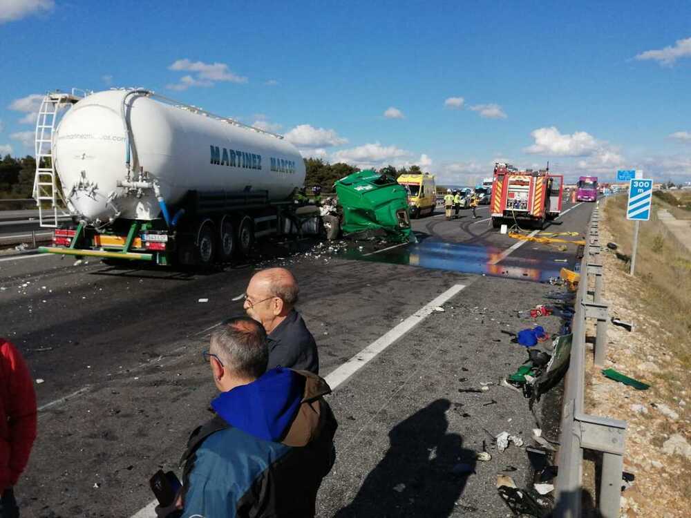 Imagen del aparatoso accidente ocurrido esta tarde en la circunvalación de Burgos.