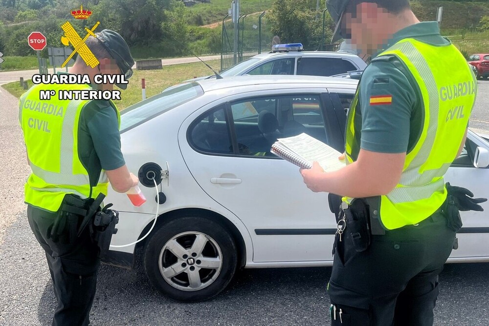 Denunciado dos conductores en Burgos por uso fraudulento de gasóleo bonificado tipo B.