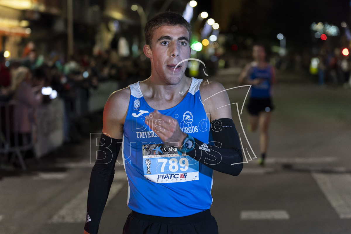 Burgos reúne a 6.000 participantes en la San Silvestre Cidiana 2023.  / LUIS LÓPEZ ARAICO