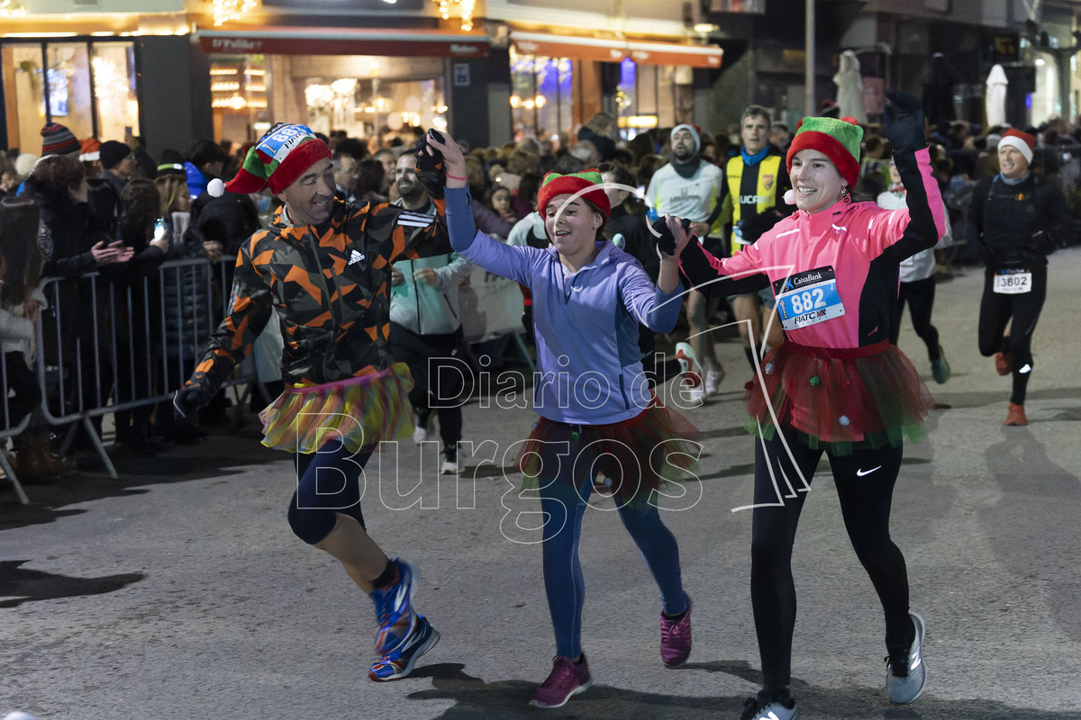 Burgos reúne a 6.000 participantes en la San Silvestre Cidiana 2023.  / LUIS LÓPEZ ARAICO