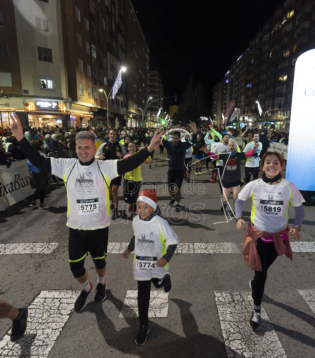 Burgos reúne a 6.000 participantes en la San Silvestre Cidiana 2023.  / LUIS LÓPEZ ARAICO