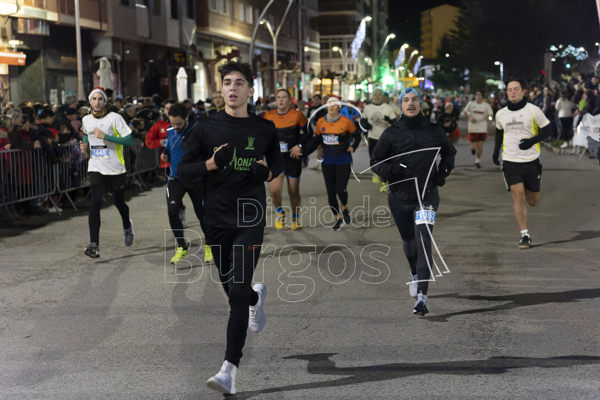 Burgos reúne a 6.000 participantes en la San Silvestre Cidiana 2023.  / LUIS LÓPEZ ARAICO