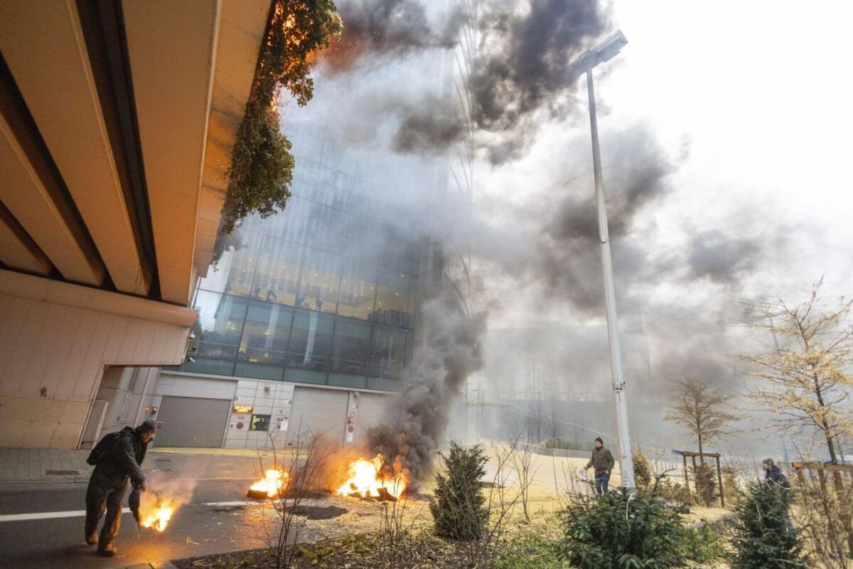 Protest action of farmers' in response to the European Agriculture Council, in Brussels  / NICOLAS MAETERLINCK / BELGA PRES