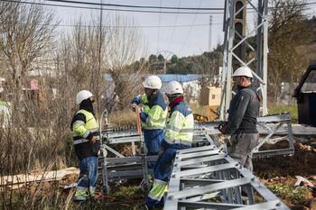 Los salarios recobran vida y su negociación se tensiona