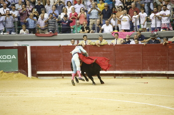 Luque indulta un toro de Juan Pedro Domecq en Burgos