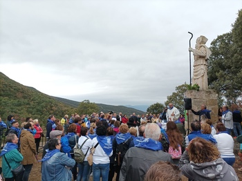 El Día del Ermitaño reúne a unas 250 personas