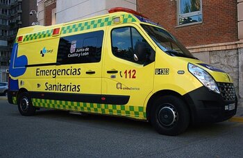 Fallece un trabajador tras caer de una escalera de tres metros