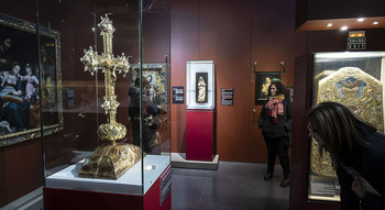La Cartuja exhibe una reliquia donada por Juan II