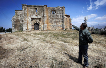 Un vecino de Villahizán pagará la reconstrucción de la iglesia