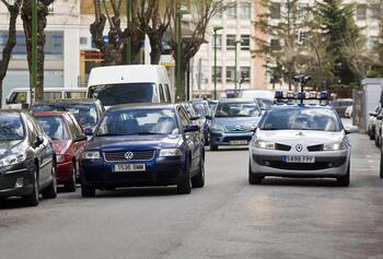 El multacar no puede denunciar por la ITV a coches aparcados