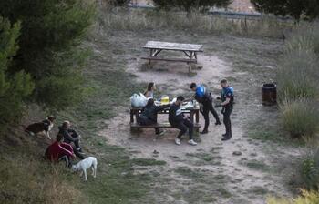 La Policía Local detecta cada vez menos botellón en la ciudad