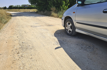 Agricultores de Aranda culpan a los coches de dañar caminos